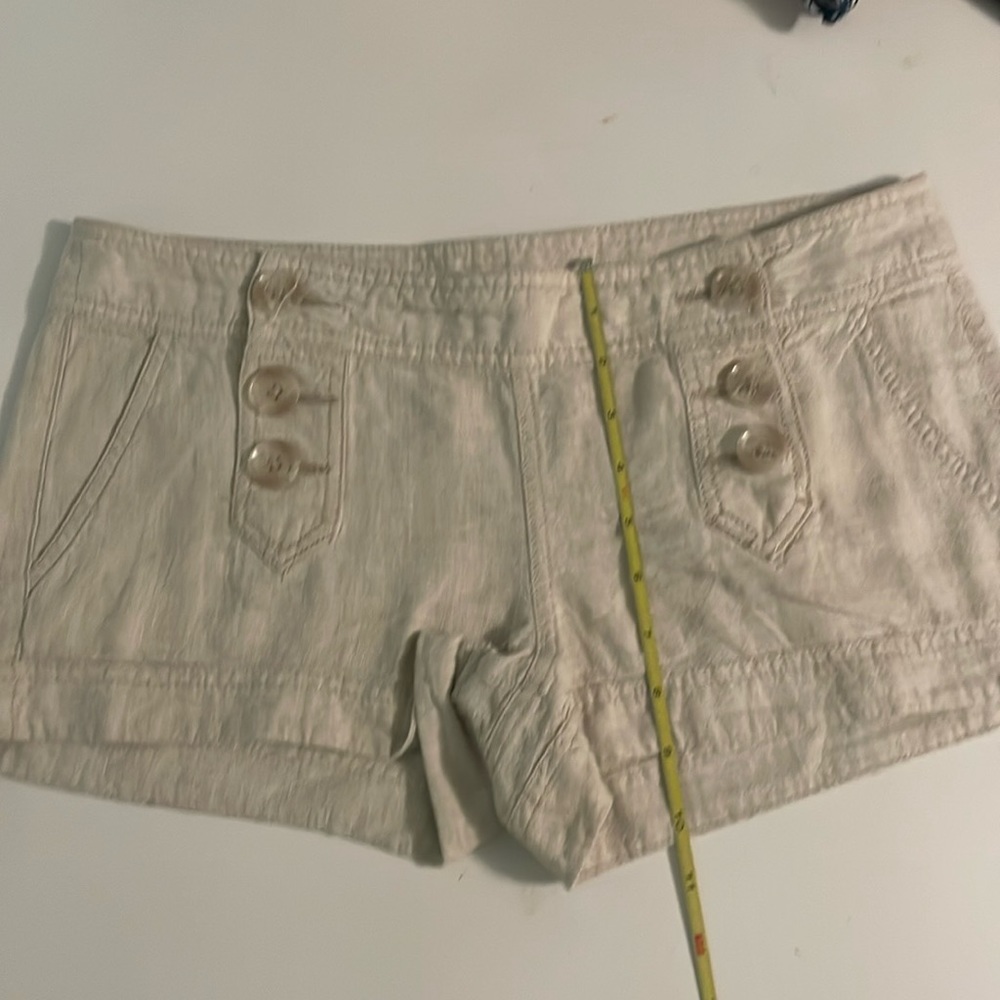 Express shorts, sailor front, tan